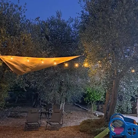فيلة Il Boschetto